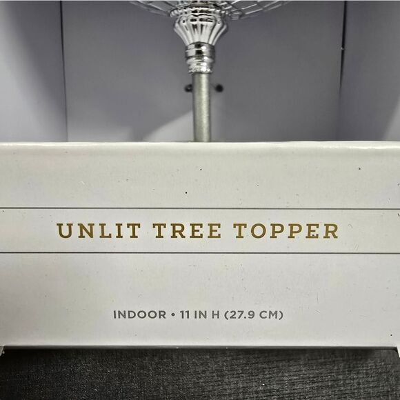 NIB Disco Ball Christmas Unlit Tree Topper - Wondershop 11 Inches In Height - Picture 3 of 5